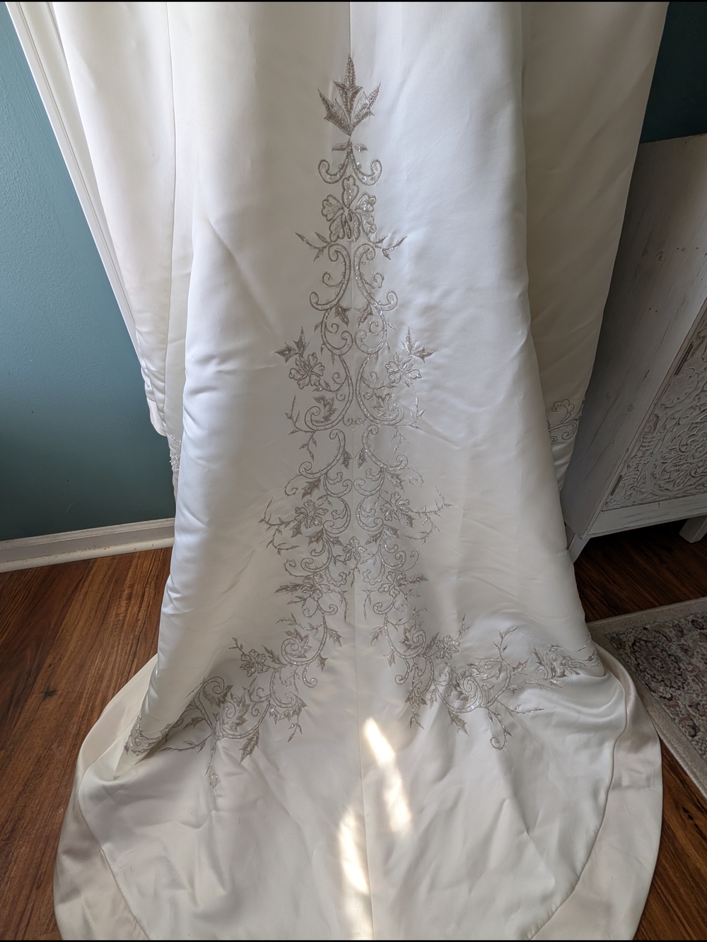 Vintage Mermaid David's Bridal Ivory/Cream Embellished Sweethart Wedding Dress - Picture 7 of 12